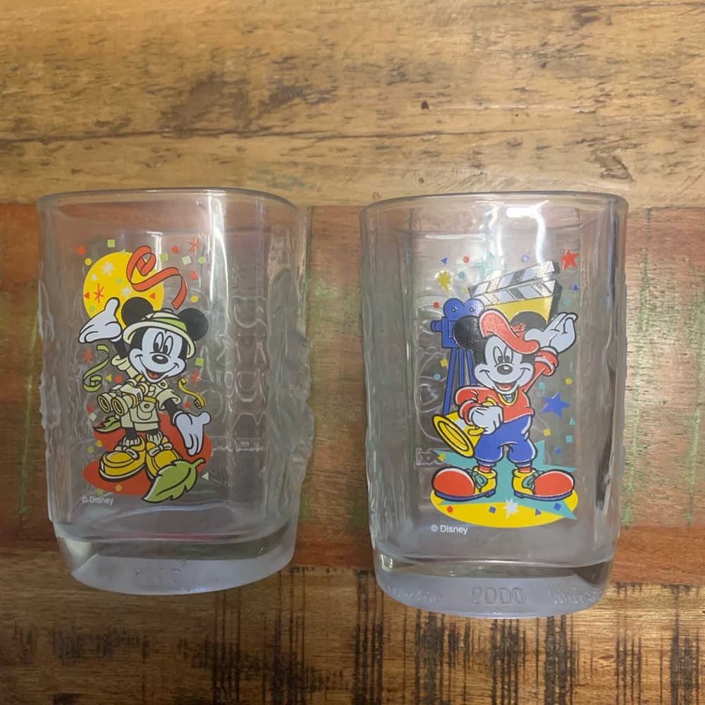 Vintage 2000 McDonalds Walt Disney World Mickey Mouse Glasses Set Y2K Cups Cup